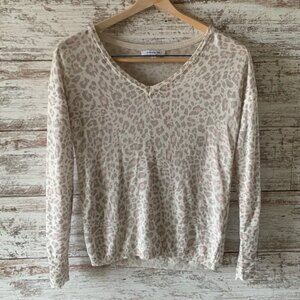 Olivaceous Lightweight Leopard Print Sweater Size Small
